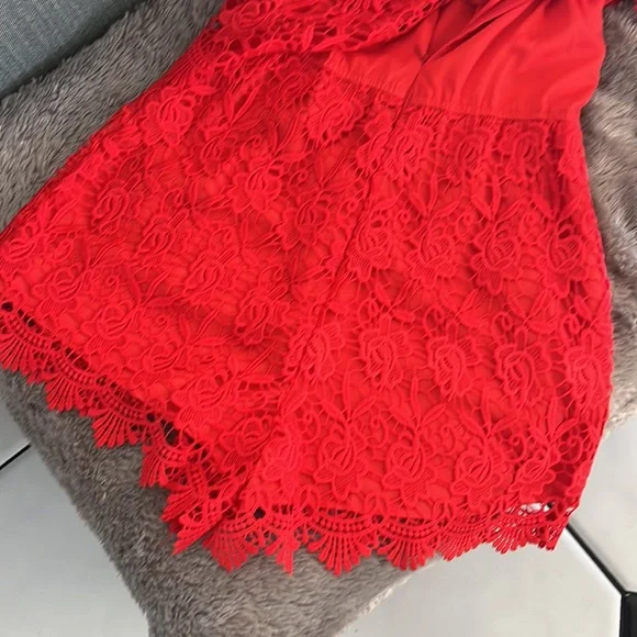 NWT Yumi Kim Red Lace Romper - Picture 6 of 8